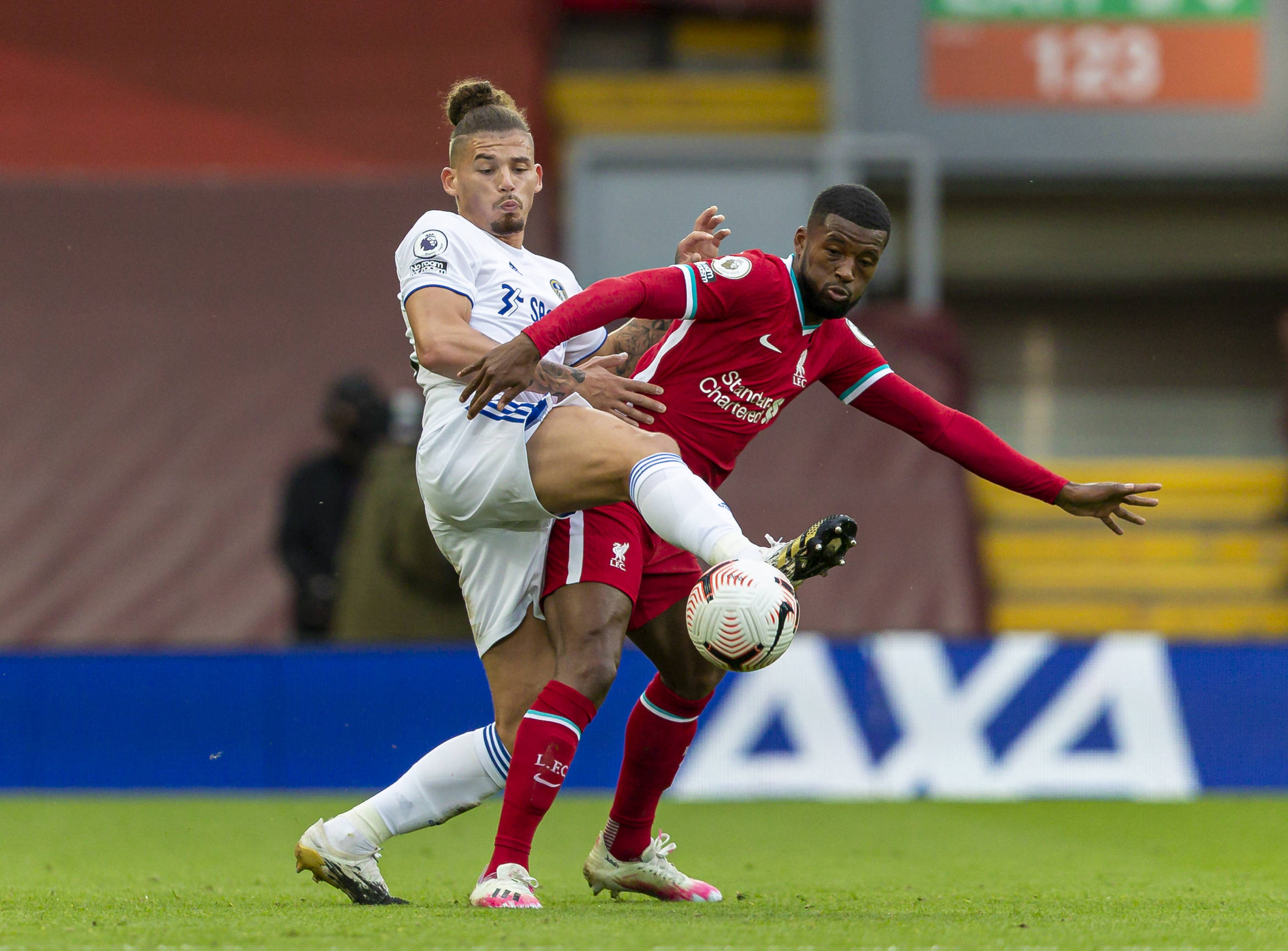 都在年轻时 都在年轻时